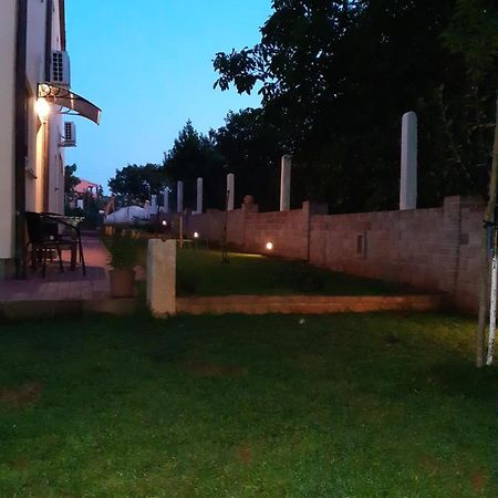 Studio Apartman San 3 Ližnjan 외부 사진